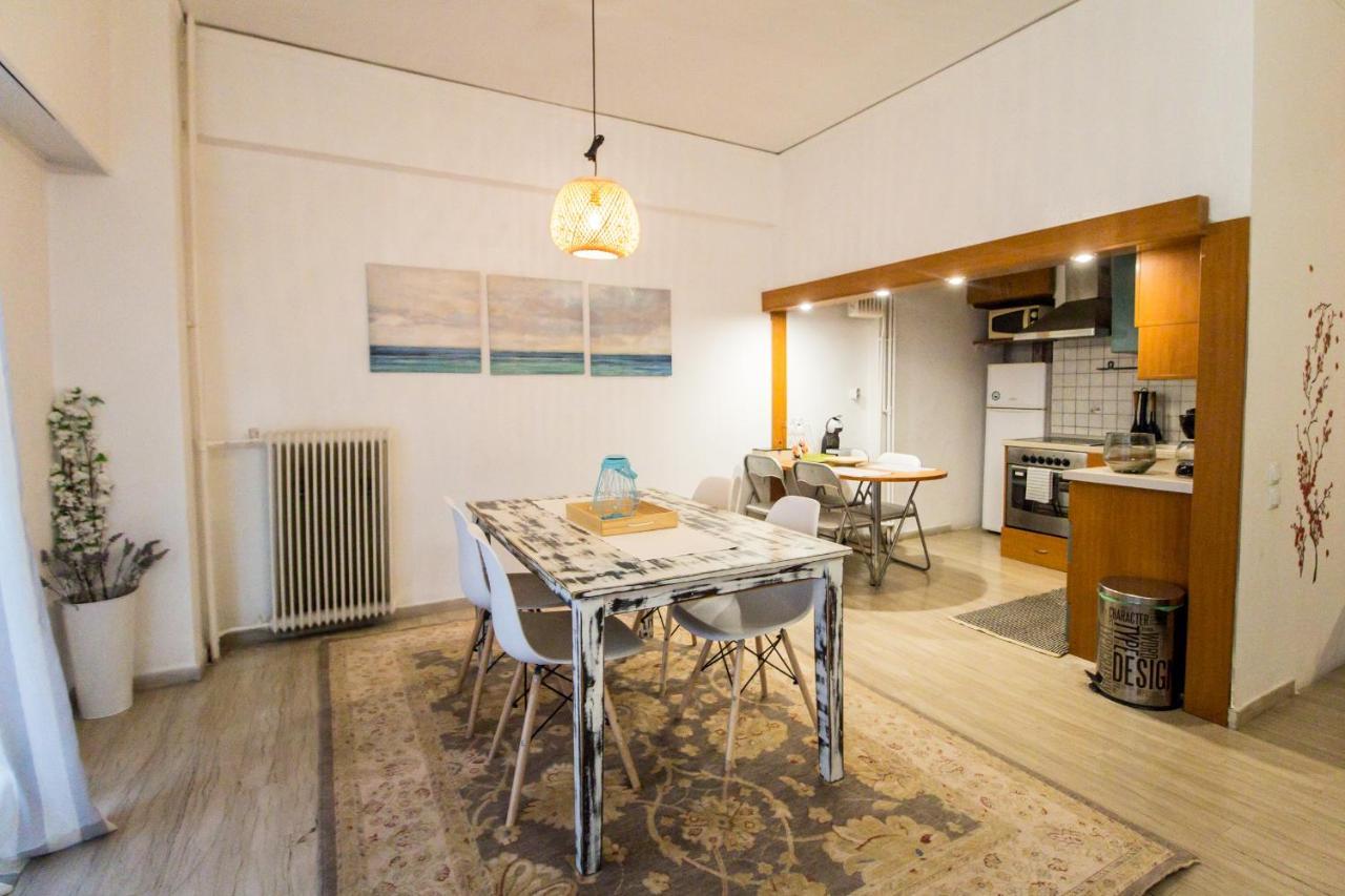 Stylish Apt In Athens Centerアパートメント エクステリア 写真