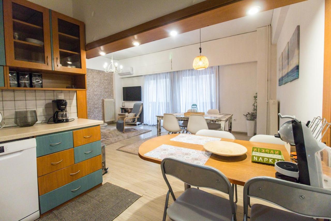 Stylish Apt In Athens Centerアパートメント エクステリア 写真